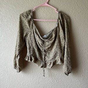 Gray Ruffled 3/4 Sleeve Tie Front Blouse